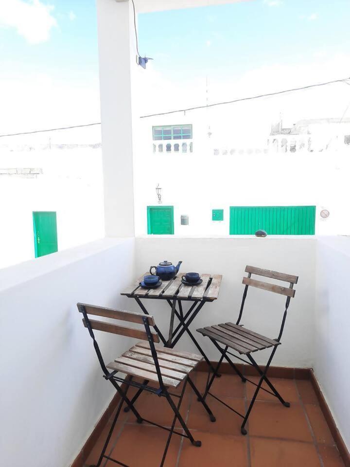 Апартаменты Famara Surf Wifi Экстерьер фото